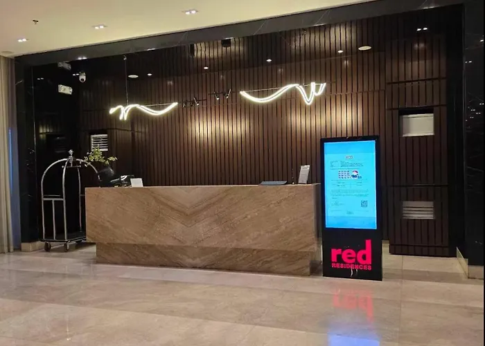 Дом отдыха Red Luxe Haven Comfy Stay, Netflix And Fast Wifi Ready *